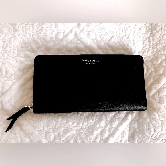 Kate Spade Wallet - Picture 3 of 10